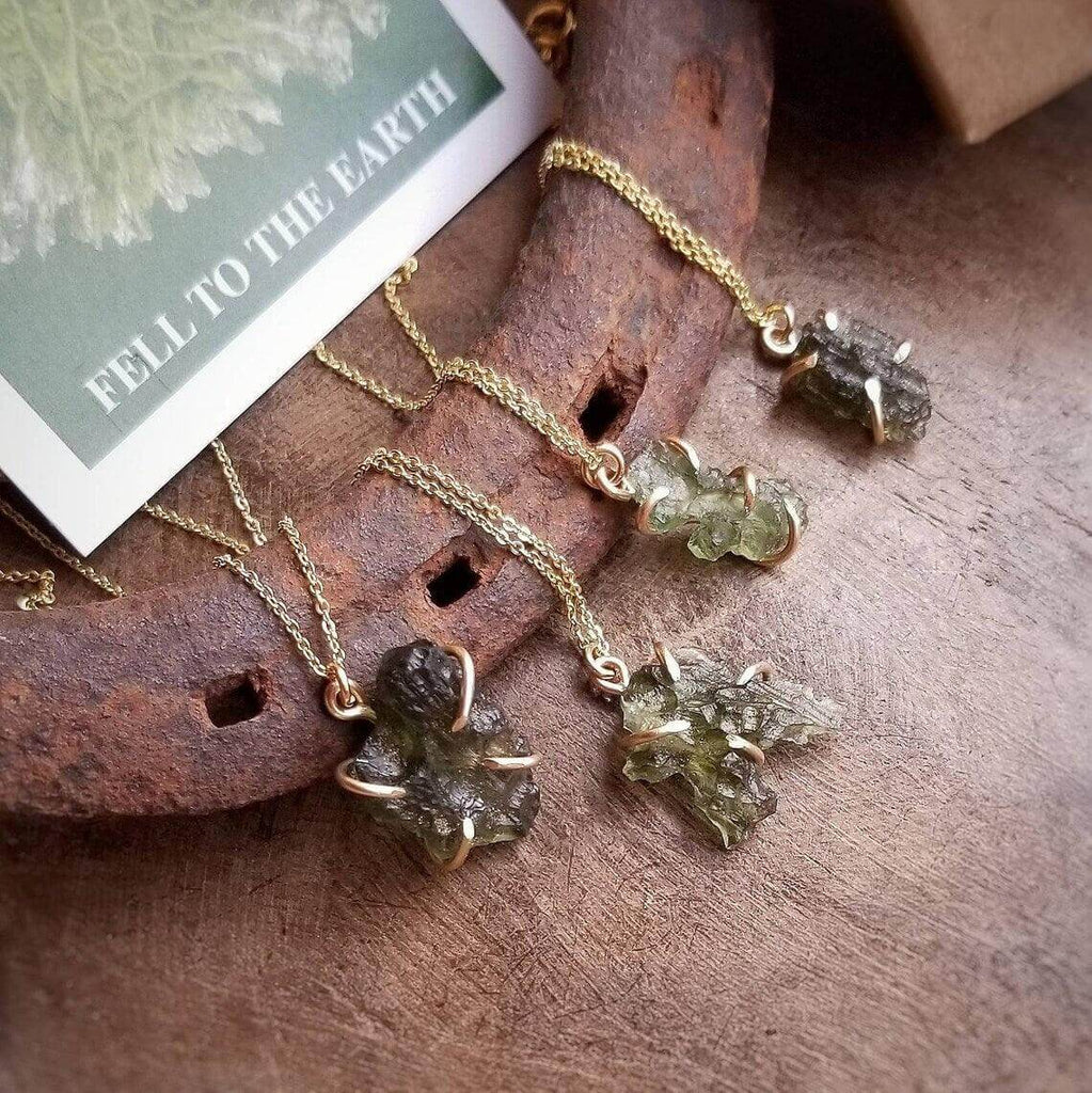 Moldavite Necklace History and Moldavite Necklace Benefits - Trendolla Jewelry