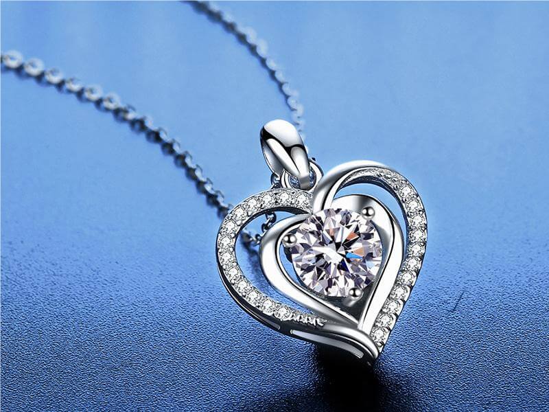 Moissanite Heart Pendant: Symbol of Eternal Love